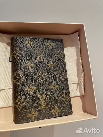 Обложка для паспорта louis vuitton оригинал