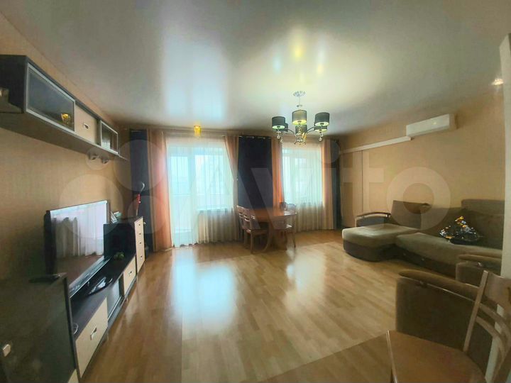 4-к. квартира, 130 м², 3/10 эт.