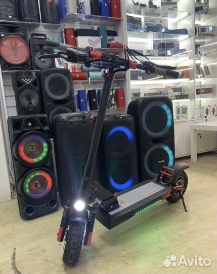 Электросамокат Kugoo M4Pro 18mAh 2023 года (новый)