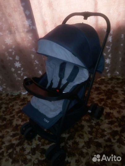 Прогулочная коляска tomix