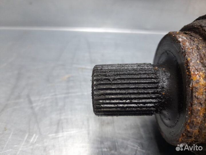 Полуось передняя левая Skoda Octavia (A5 1Z)