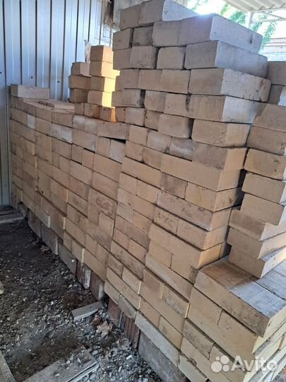 Кирпич силикатный желтый