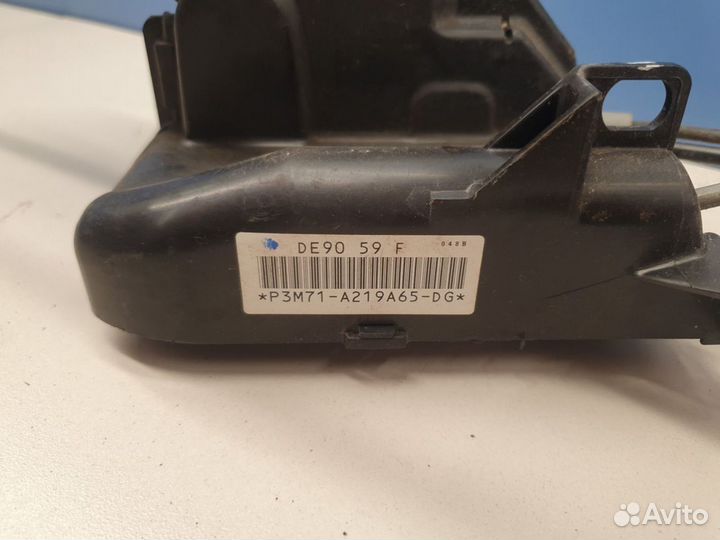 Замок двери передней левой Mazda 2 DY 2003-2006