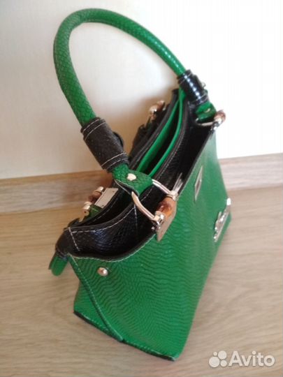 Продаю сумку б/у