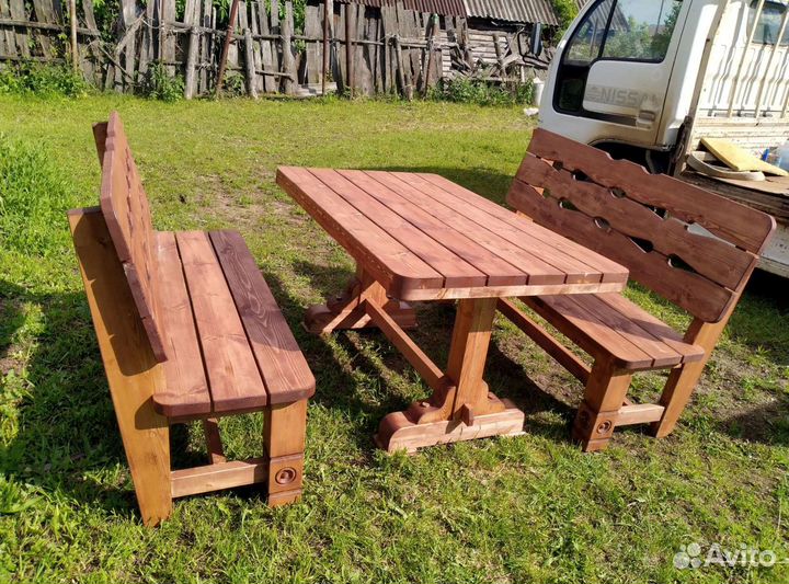 Комплект садовой мебели из массива