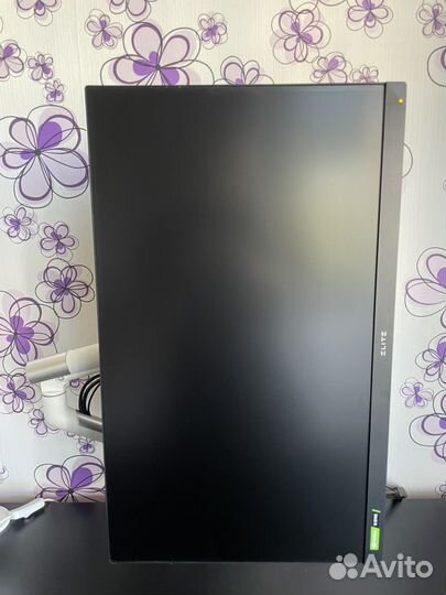 Монитор Viewsonic 27