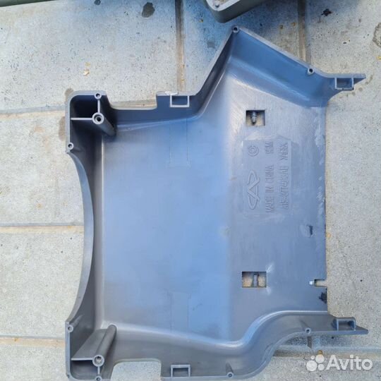 Кожух рулевой колонки Chery Amulet A15