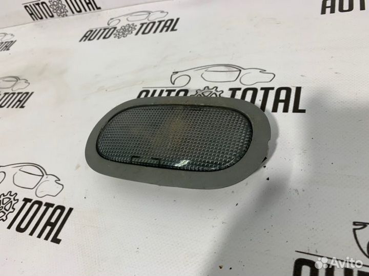 Плафон потолочный Renault Symbol K7JA700 2005