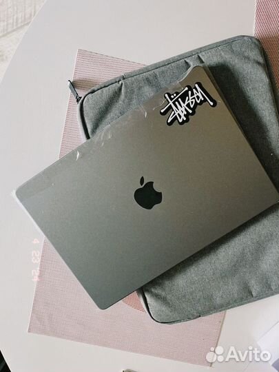 Macbook pro 14 m1 16 512гб