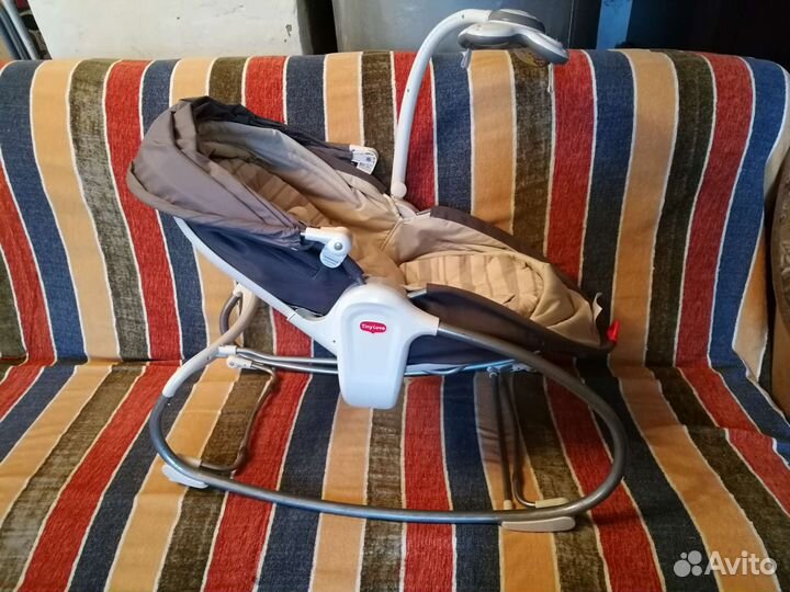 Люльку баунсер tiny love