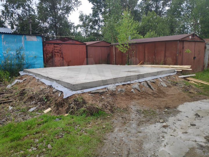 Гараж, > 30 м²