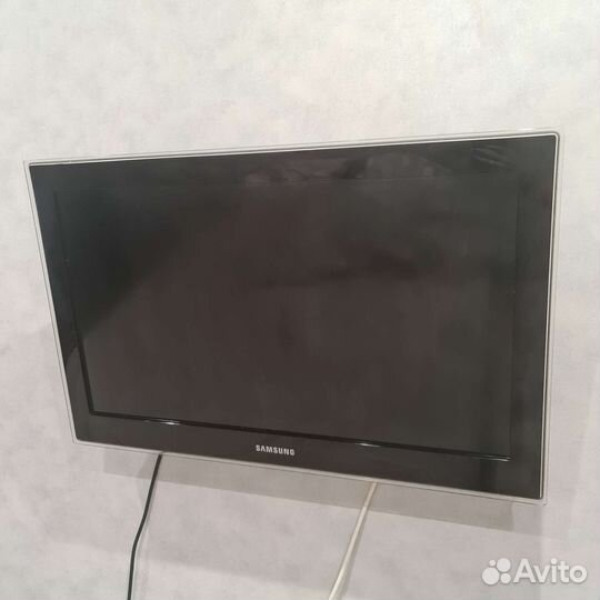 Телевизор Samsung le32b553m3w