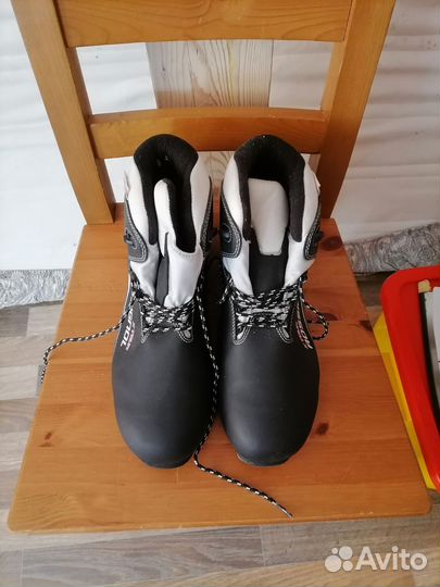 Лыжные ботинки классические rossignol