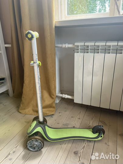 Самокат трехколесный Globber