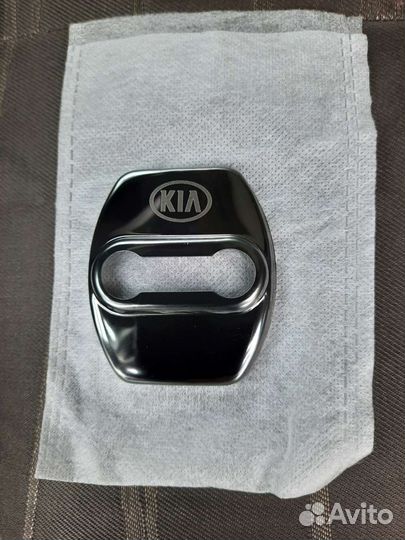 Декоративная накладка замка KIA