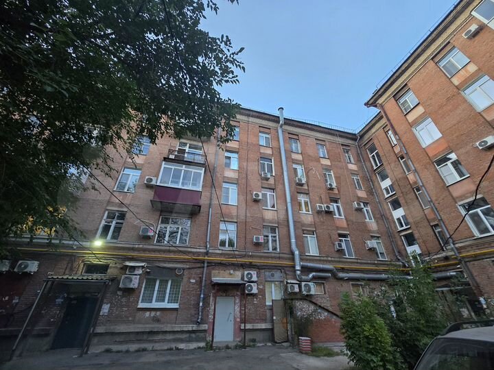 2-к. квартира, 61,4 м², 2/5 эт.