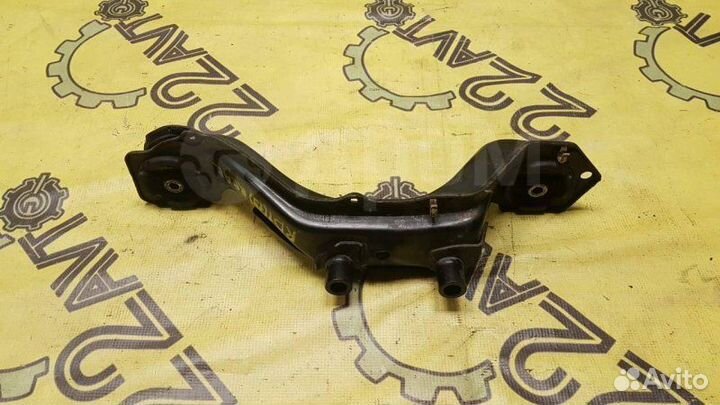 Кронштейн редуктора Honda Cr-V RD1 B20B 2000