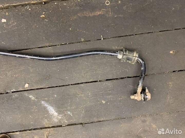 Subaru Tribeca B9 стабилизатор задний