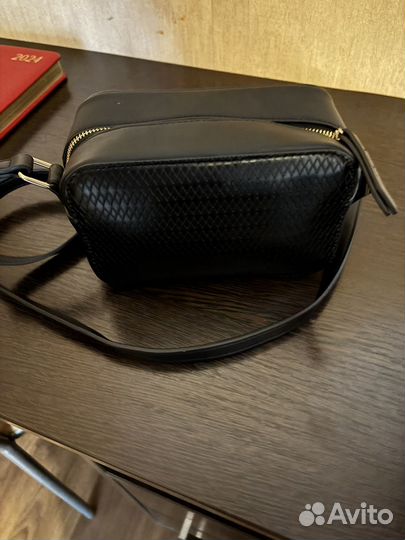 Сумка valentino