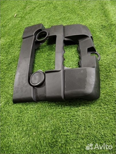 Декоративная крышка двигателя Audi A3 8P BSE 2006