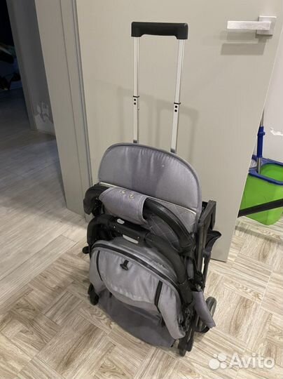 Прогулочная коляска yoya