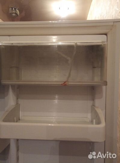Холодильник бу Атлант 185/60/59