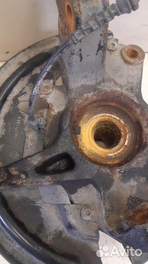 Кулак поворотный передний левый Renault Megane