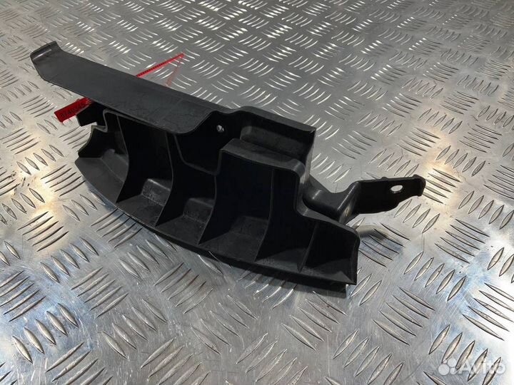 Крепление бампера заднего правое Audi A6 4F/C6