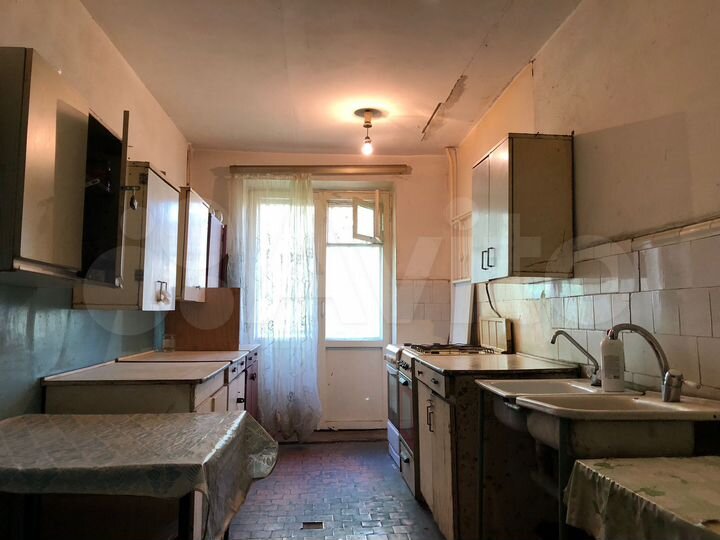 Комната 12 м² в 4-к., 3/5 эт.