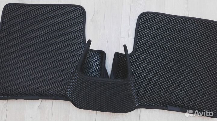 Eva Коврики с бортами октавиа а5