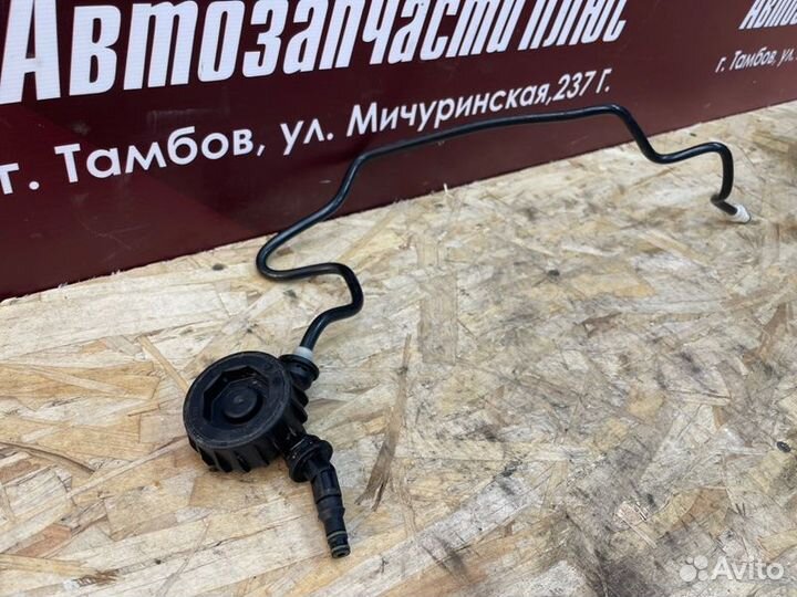 Трубка сцепления Renault Logan