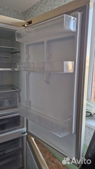 Холодильник Samsung NoFrost