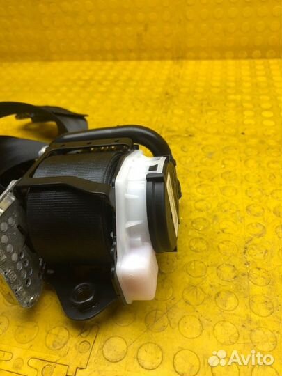 Ремень безопасности левый Skoda Kodiaq NS7 czda