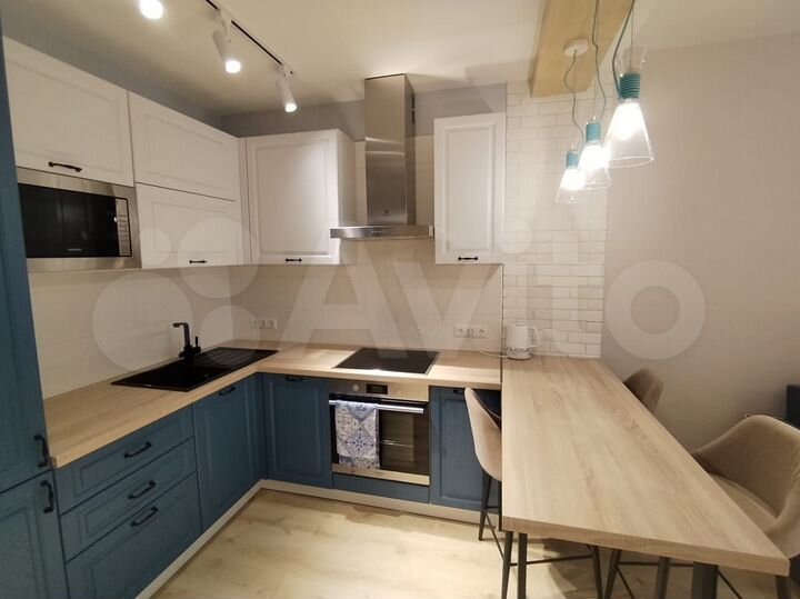 2-к. квартира, 55 м², 3/9 эт.