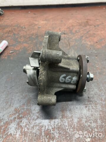 Водяная помпа на Mercedes w168