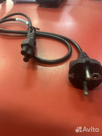 Кабель питания для ноутбука