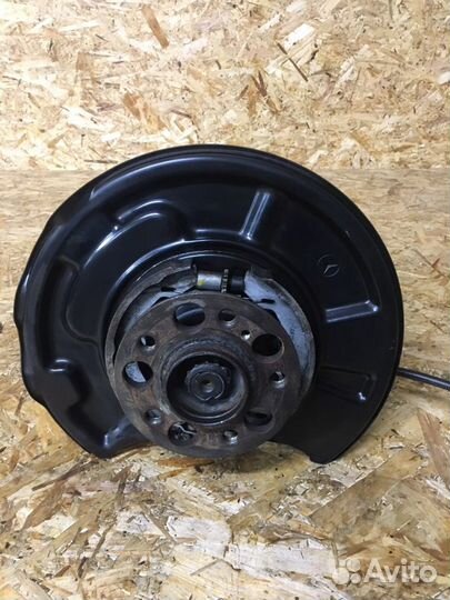 Кулак поворотный задний в сборе мерседес w211