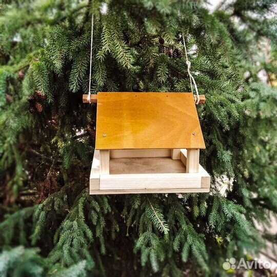 Кормушка для птиц