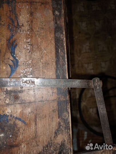 Сундук старинный