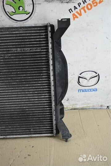 Радиатор охдаждения Audi A4 B7 2008