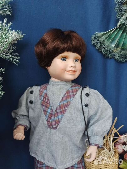 Кукла фарфоровая мальчик Германия 90 е