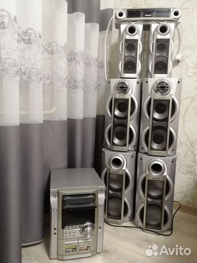 Музыкальный центр