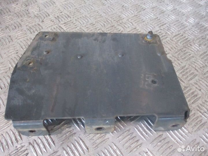 Кронштейн корпуса воздушного фильтра Iveco 5801769