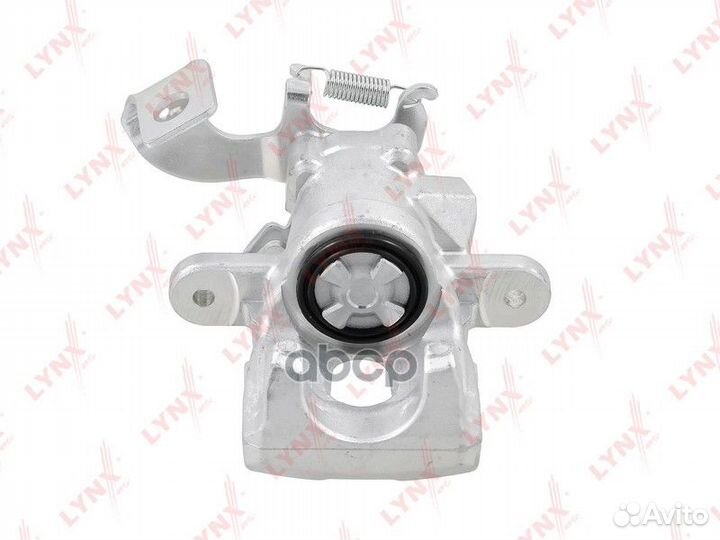 Суппорт тормозной зад лев toyota Auris E15