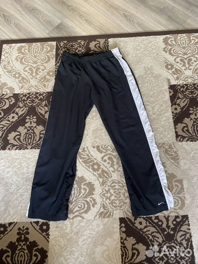 Спортивные штаны nike широкие