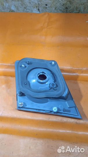 Фонарь задний внутренний левый Chevrolet cruze 20