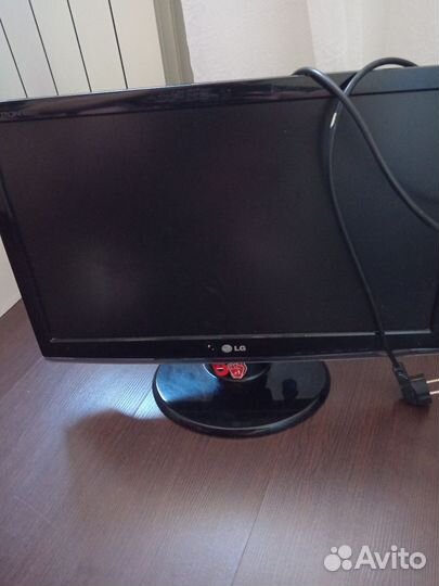 Монитор LG