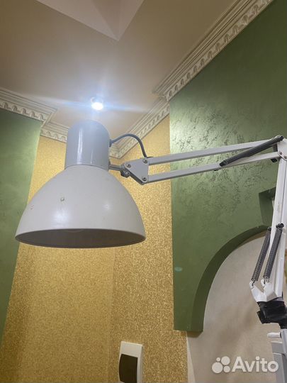 Лампа настольная