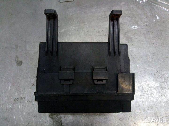 Блок предохранителей Chevrolet Lacetti хетчбэк