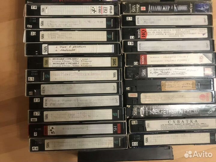 Видеокассеты vhs Диски DVD фильмы
